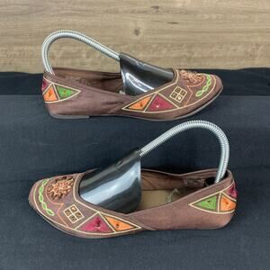 Predictions Women's Brown Embroidered Fabric Flat Slip On Shoes, Size 7, Sequins